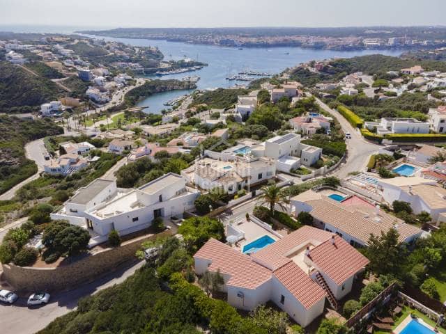 3 chambre Villa/Maison à vendre à Mahon / Mao avec piscine garage - 725 000 € (Ref: 6863000)