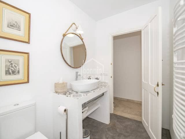 Chalet de 7 habitaciones en Es Castell en venta con piscina garaje - 1.985.000 € (Ref: 6943920)