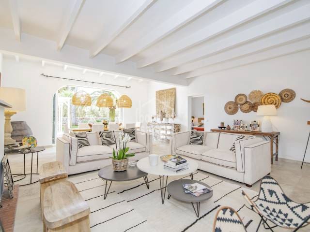 Chalet de 7 habitaciones en Es Castell en venta con piscina garaje - 1.985.000 € (Ref: 6943920)