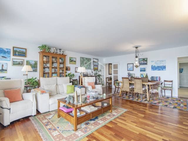 4 Zimmer Strandapartment zu verkaufen in Mahón / Maó mit Pool - 890.000 € (Ref: 7122555)