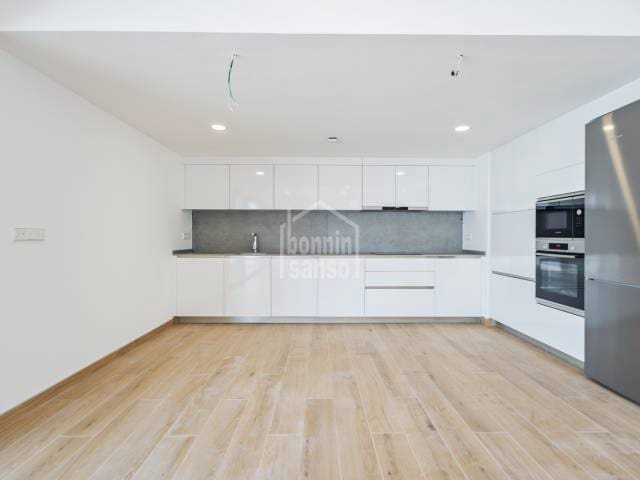 4 soverom Villa til salgs i Es Mercadal med svømmebasseng garasje - € 732 500 (Ref: 7177544)