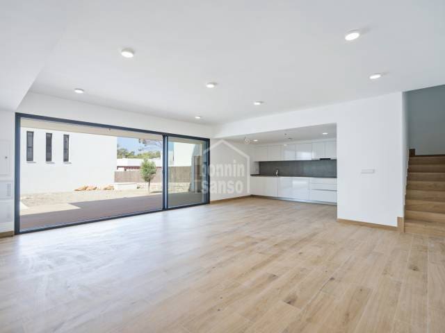 4 soverom Villa til salgs i Es Mercadal med svømmebasseng garasje - € 732 500 (Ref: 7177544)