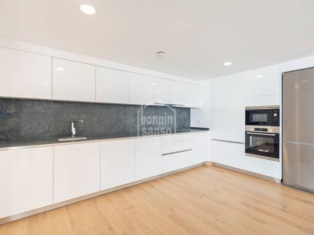 4 bedroom Villa for sale in Es Mercadal with pool - € 712,500 (Ref: 7177547)