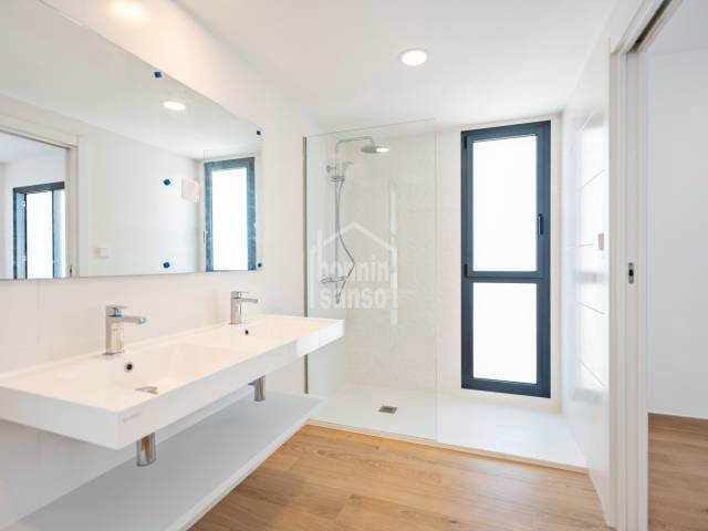 4 bedroom Villa for sale in Es Mercadal with pool - € 712,500 (Ref: 7177547)