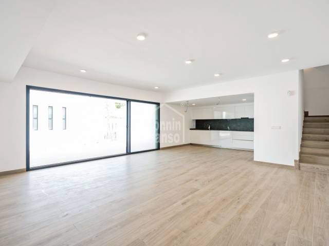 4 slaapkamer Villa te koop in Es Mercadal met zwembad - € 697.500 (Ref: 7177549)