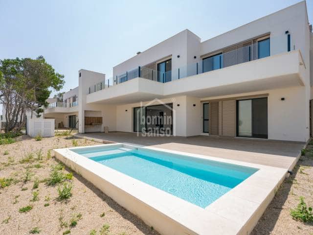 4 slaapkamer Villa te koop in Es Mercadal met zwembad - € 697.500 (Ref: 7177549)
