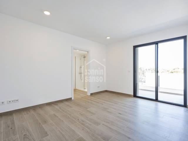 Chalet de 4 habitaciones en Es Mercadal en venta con piscina garaje - 697.500 € (Ref: 7177549)