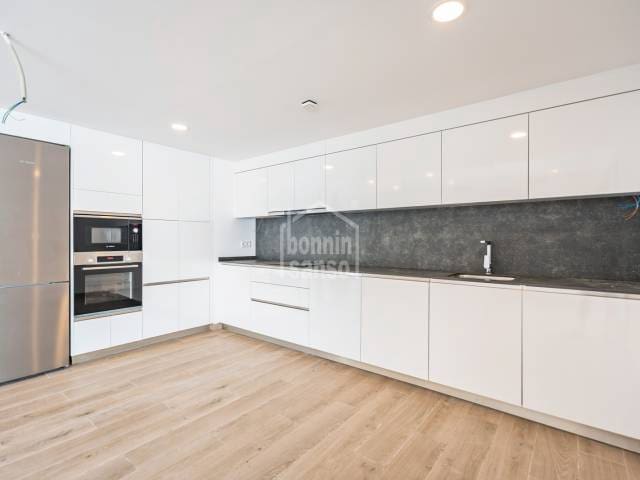 4 slaapkamer Villa te koop in Es Mercadal met zwembad - € 707.500 (Ref: 7177559)