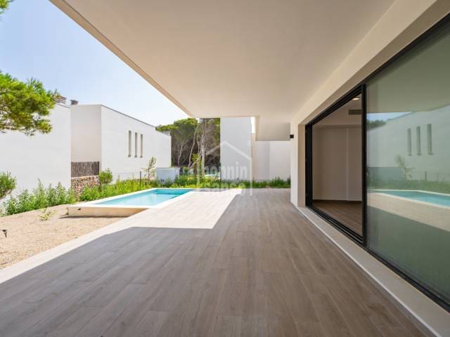 4 slaapkamer Villa te koop in Es Mercadal met zwembad - € 707.500 (Ref: 7177559)