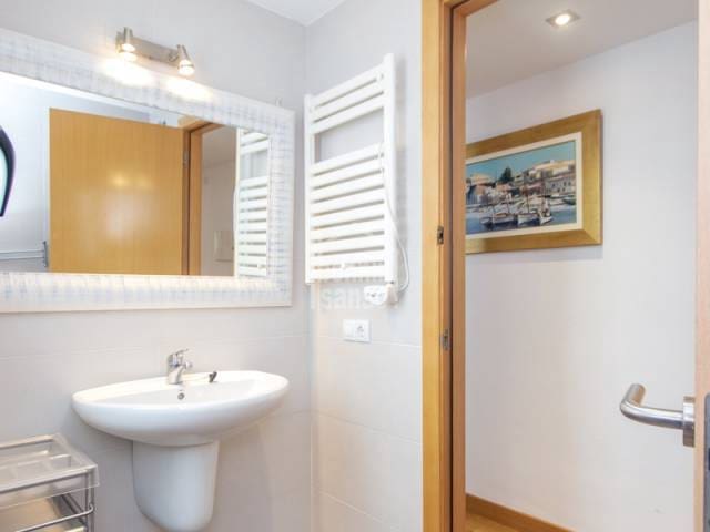 4 Zimmer Wohnung zu verkaufen in Mahón / Maó mit Pool - 472.900 € (Ref: 7435093)