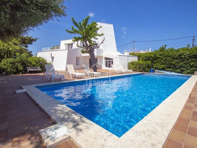 8 sovrum Villa till salu i Es Castell med pool garage - 1 350 000 € (Ref: 7580289)