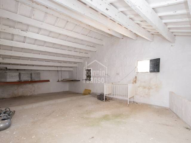 7 sypialnia Penthouse na sprzedaż w Es Mercadal z basenem garażem - 945 000 € (Ref: 7685075)