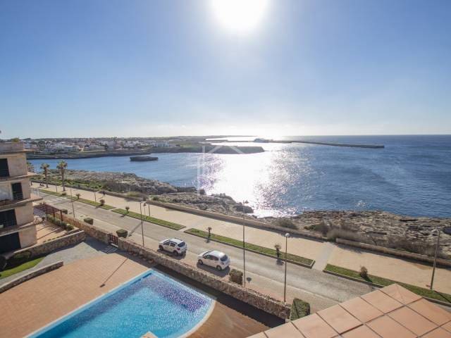2 Zimmer Strandapartment zu verkaufen in Ciutadella de Menorca mit Pool - 595.000 € (Ref: 7770507)