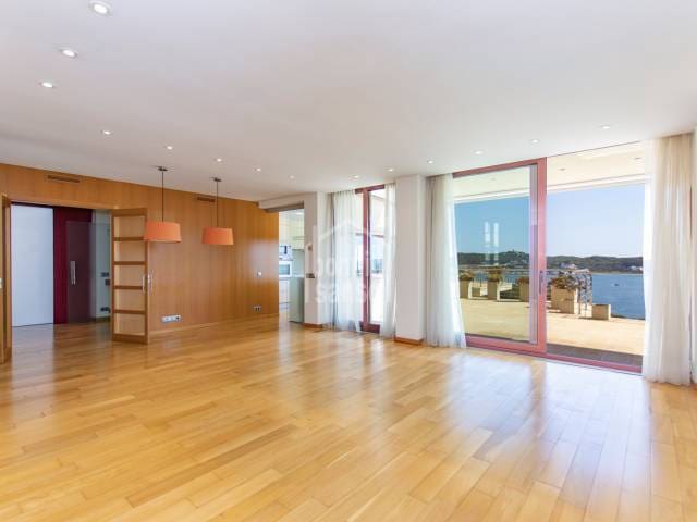 3 soveværelse Strandlejlighed til salg i Mahón / Maó med swimmingpool - € 1.450.000 (Ref: 7846376)