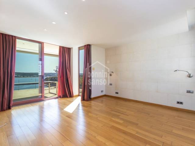 3 soveværelse Strandlejlighed til salg i Mahón / Maó med swimmingpool - € 1.450.000 (Ref: 7846376)