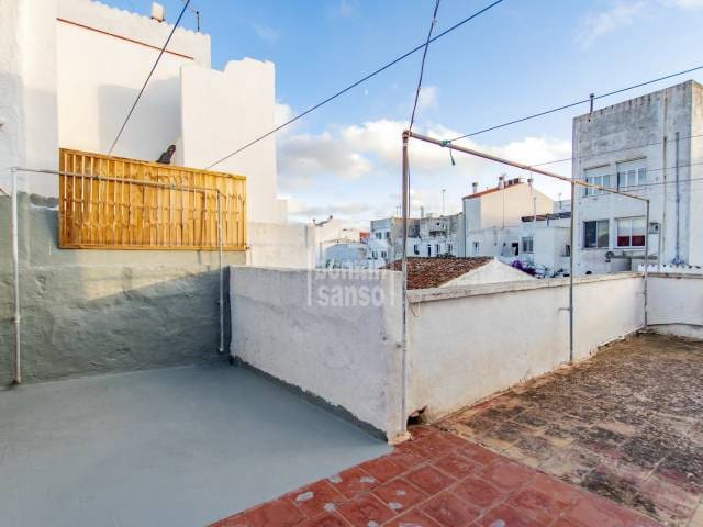 9 sovrum Takvåning till salu i Mahón / Maó - 555 000 € (Ref: 7957029)