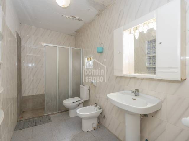 5 bedroom Villa for sale in Ciutadella, Ciutadella de Menorca - € 600,000 (Ref: 8243477)