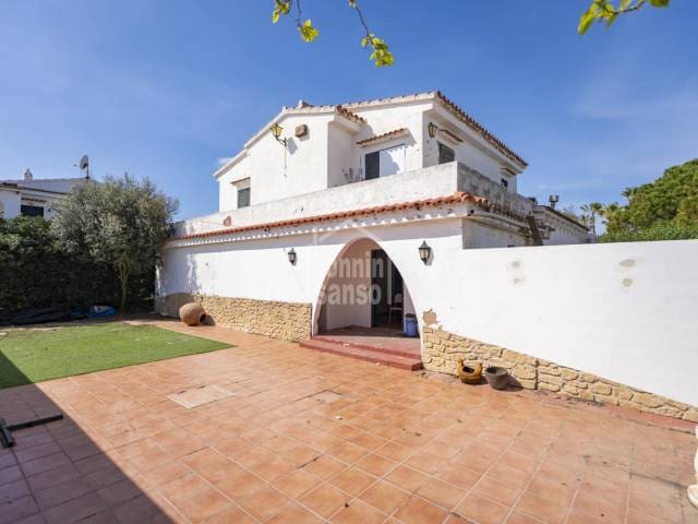 5 bedroom Villa for sale in Ciutadella de Menorca - € 600,000 (Ref: 8243477)