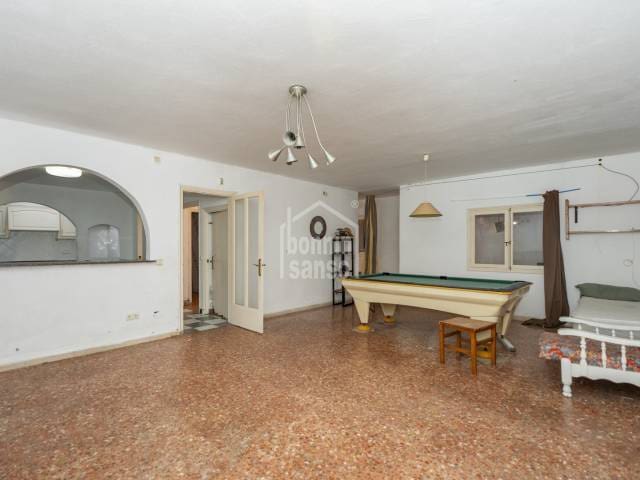 5 bedroom Villa for sale in Ciutadella, Ciutadella de Menorca - € 600,000 (Ref: 8243477)