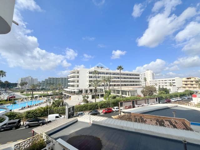 2 bedroom Beach Apartment for sale in Sant Llorenc des Cardassar with pool - € 330,000 (Ref: 8317240)