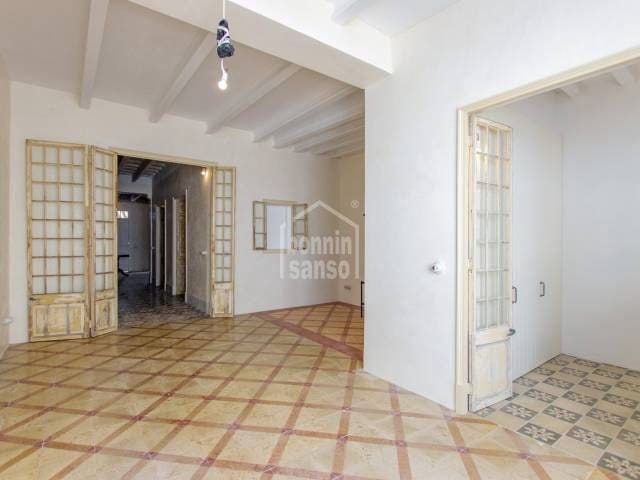 4 sovrum Takvåning till salu i Mahon / Mao - 925 000 € (Ref: 8319410)