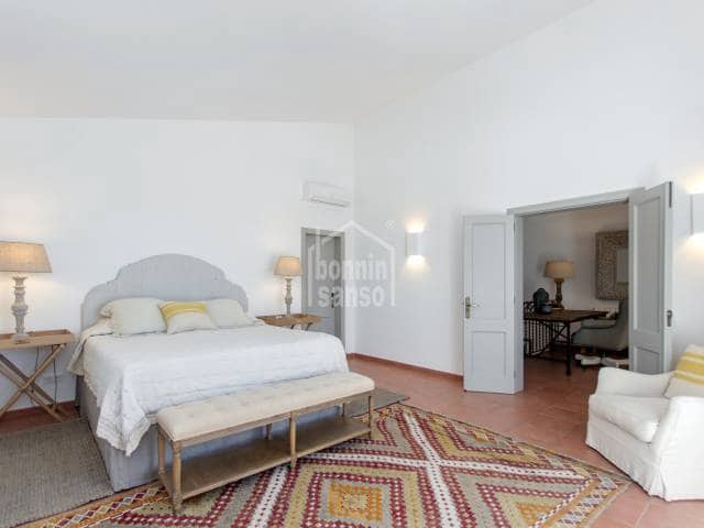 4 slaapkamer Finca/Landhuis te koop in San Luis / Sant Lluís met zwembad garage - € 3.300.000 (Ref: 8422535)