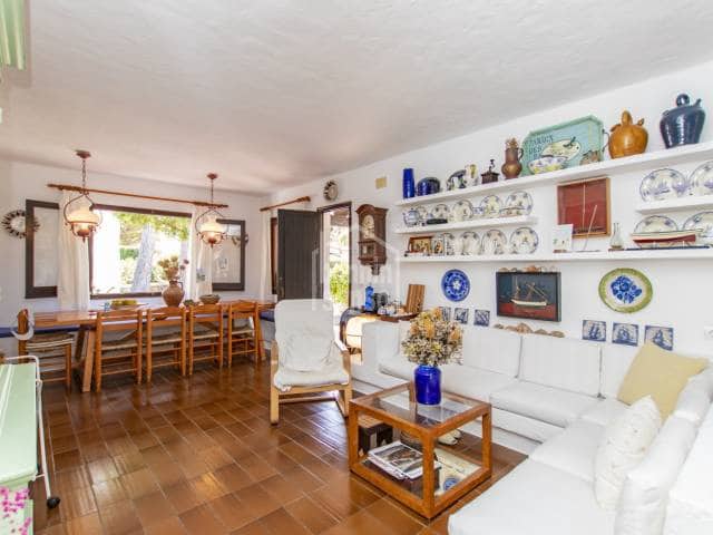 7 soverom Villa til salgs i San Luis / Sant Lluis med svømmebasseng garasje - € 1 350 000 (Ref: 8466078)