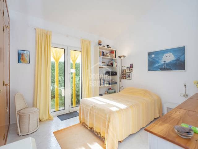 4 chambre Villa/Maison à vendre à Ciutadella, Ciutadella de Menorca avec piscine garage - 780 000 € (Ref: 8528543)