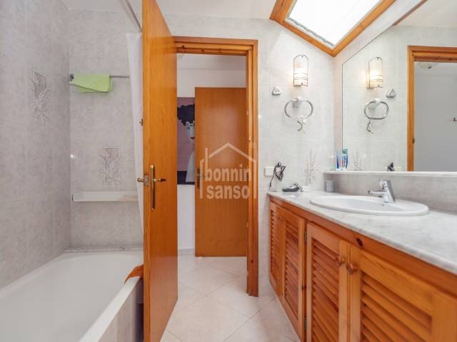 4 chambre Villa/Maison à vendre à Ciutadella de Menorca avec piscine garage - 780 000 € (Ref: 8528543)