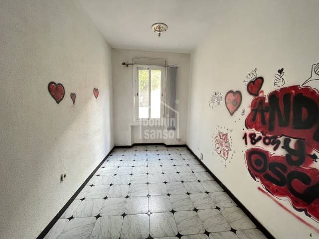 Flat for sale in Mahon / Mao - € 529,000 (Ref: 8568540)