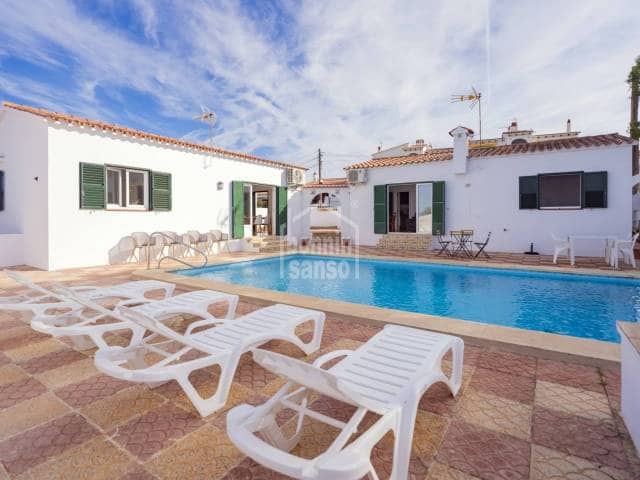 2 soveværelse Villa til salg i Alayor / Alaior med swimmingpool - € 320.000 (Ref: 8643799)