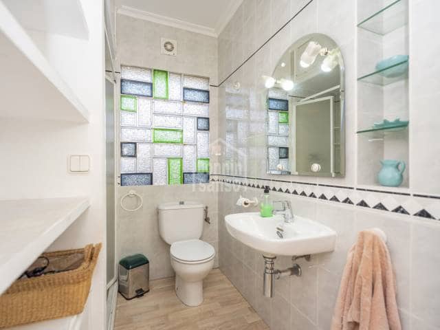 7 bedroom Villa for sale in Es Castell with pool - € 980,000 (Ref: 8646059)