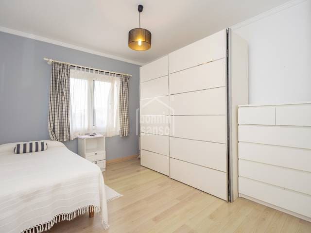 7 makuuhuone Huvila myytävänä paikassa Es Castell mukana uima-altaan - 980 000 € (Ref: 8646059)