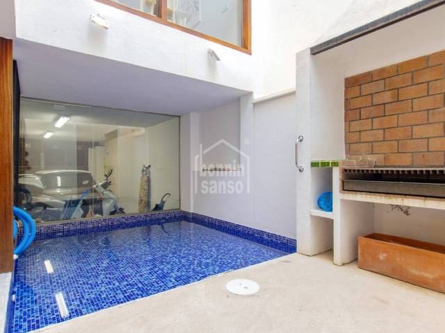 4 sypialnia Penthouse na sprzedaż w Mahon / Mao z basenem garażem - 595 000 € (Ref: 8651815)