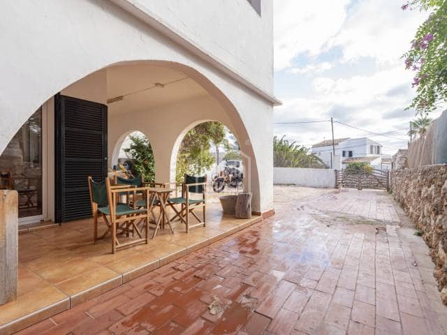 4 soveværelse Byhus til salg i San Luis / Sant Lluis med garage - € 399.950 (Ref: 8685309)