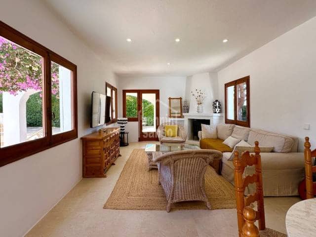 4 chambre Villa/Maison à vendre à Mahon / Mao avec piscine - 899 000 € (Ref: 8727140)