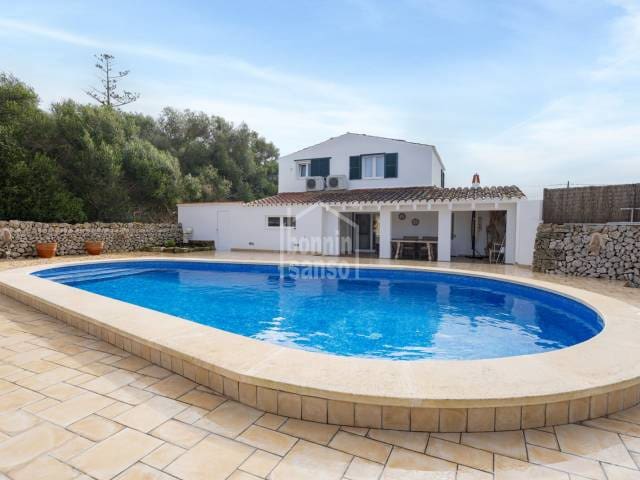 3 soverom Villa til salgs i San Luis / Sant Lluis med svømmebasseng garasje - € 990 000 (Ref: 8771467)
