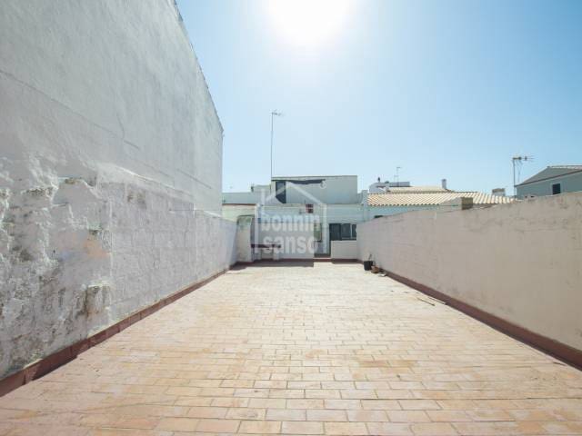 6 sypialnia Dom na sprzedaż w Es Castell - 499 000 € (Ref: 8830396)