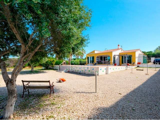 3 soveværelse Villa til salg i Mahon / Mao med swimmingpool - € 575.000 (Ref: 8844060)