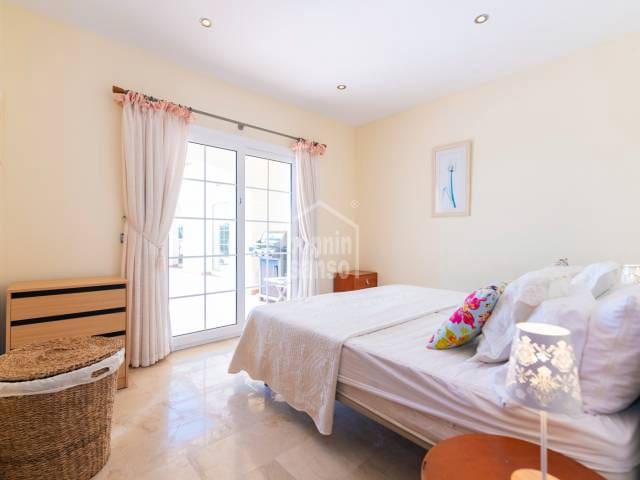 6 bedroom Villa for sale in Mahon / Mao with pool - € 1,800,000 (Ref: 8893823)