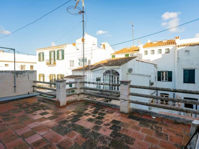 4 bedroom Penthouse for sale in Mahon / Mao - € 470,000 (Ref: 8909645)