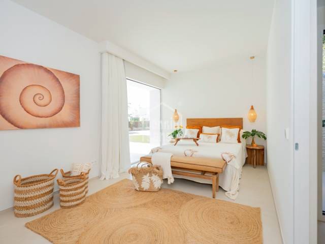 4 soverom Villa til salgs i San Luis / Sant Lluis med svømmebasseng garasje - € 2 250 000 (Ref: 8928378)