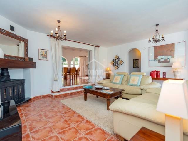 4 Zimmer Villa zu verkaufen in Es Mercadal mit Pool - 875.000 € (Ref: 8931388)