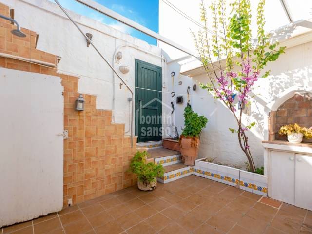 2 Zimmer Wohnung zu verkaufen in Es Castell - 330.000 € (Ref: 8953087)