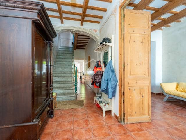 5 makuuhuone Kattohuoneisto myytävänä paikassa Es Castell - 750 000 € (Ref: 8998230)