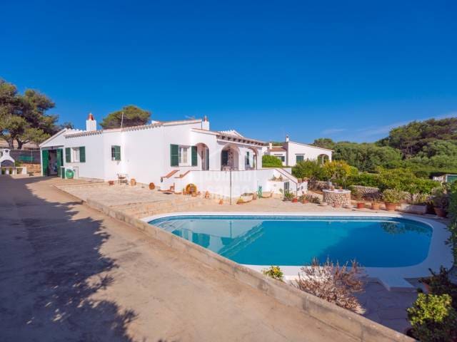4 soverom Villa til salgs i San Luis / Sant Lluís med svømmebasseng garasje - € 745 000 (Ref: 9009947)