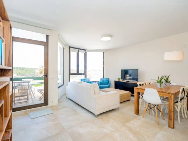 3 camera da letto Appartamento sulla Spiaggia in vendita in Es Mercadal con piscina garage - 505.000 € (Rif: 9016729)