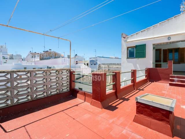 5 bedroom Flat for sale in Ciutadella de Menorca - € 390,000 (Ref: 9018608)