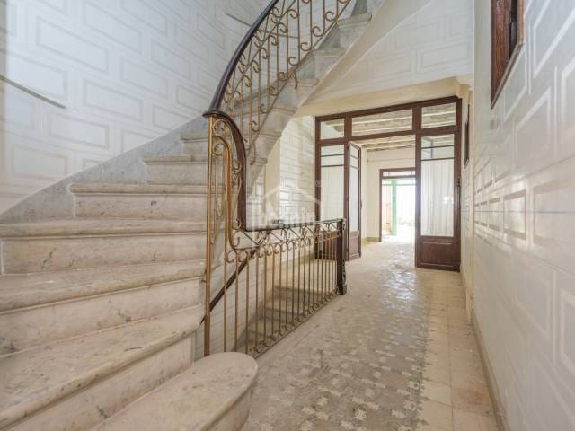 4 soveværelse Penthouse til salg i Mahón / Maó med swimmingpool - € 550.000 (Ref: 9059843)