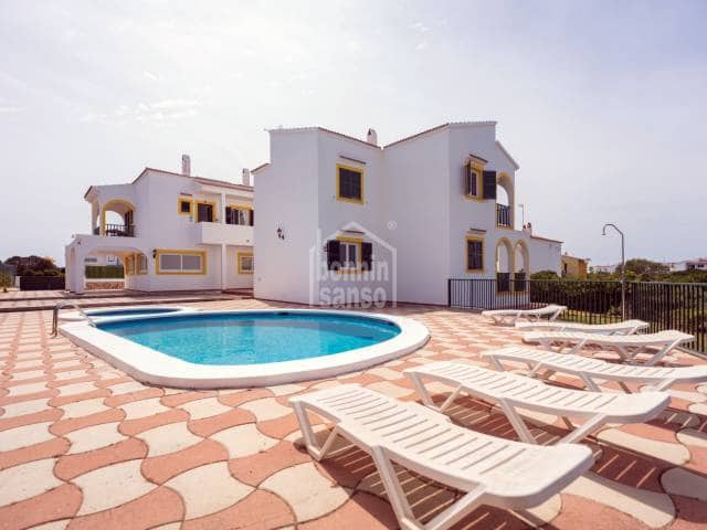 1 sypialnia Apartament przy plaży na sprzedaż w Ciutadella, Ciutadella de Menorca z basenem - 295 000 € (Ref: 9108210)